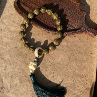 Improve sleeping/ Calming down the mind, dreaming Herbal medicine incense bracelet