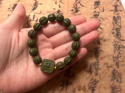 Improve sleeping/ Calming down the mind, dreaming Herbal medicine incense bracelet - 图片 2