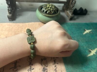Improve sleeping/ Calming down the mind, dreaming Herbal medicine incense bracelet - 图片 4