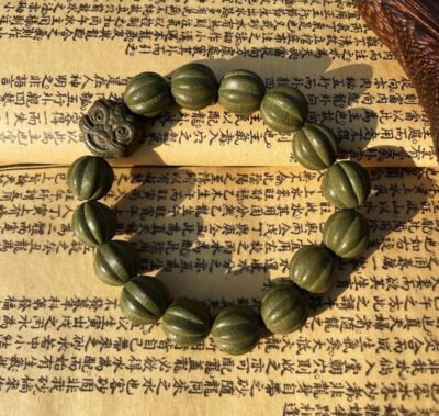 Improve sleeping/ Calming down the mind, dreaming Herbal medicine incense bracelet - 图片 7