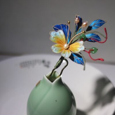 Silk flower butterfly hairpin/ Chinese intangible cultural heritage velvet flower headdress - 图片 2
