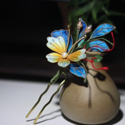 Silk flower butterfly hairpin/ Chinese intangible cultural heritage velvet flower headdress - 图片 3